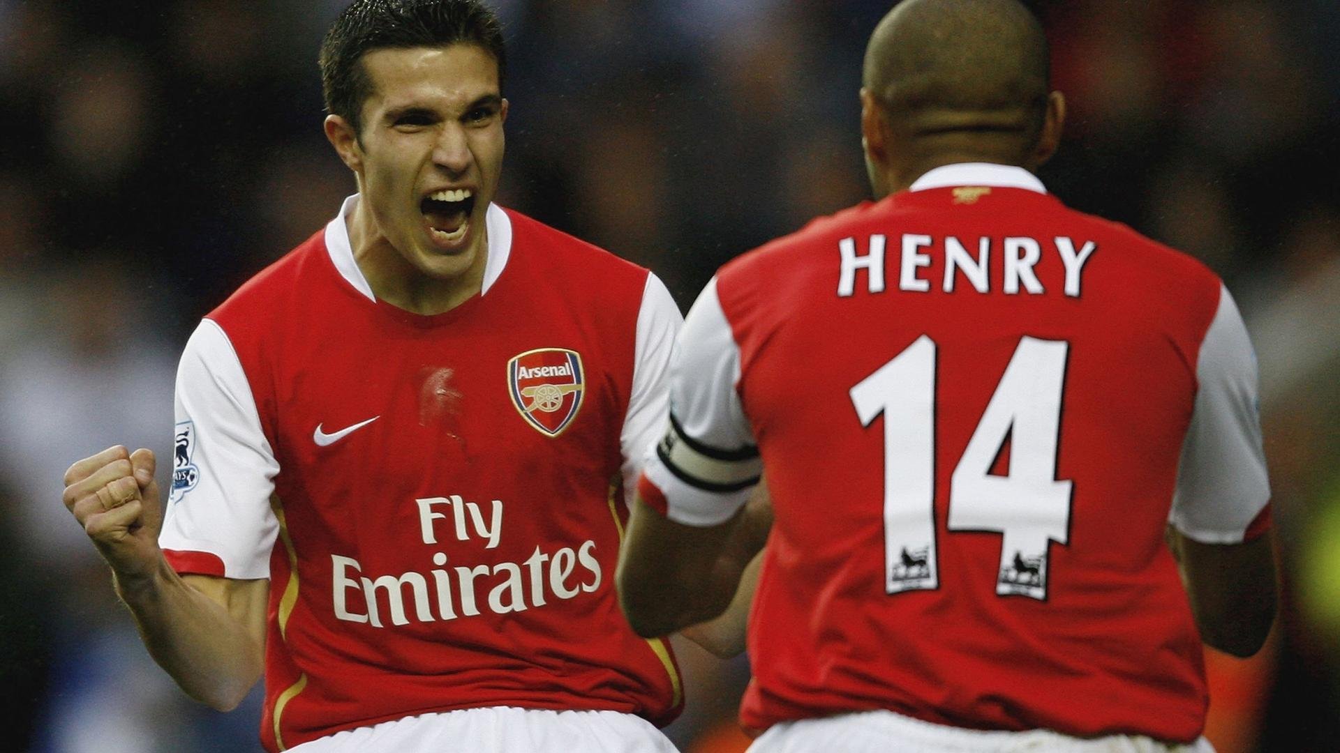 德甲争冠战白热化,湖人强势晋级映衬吉林队坚韧之路