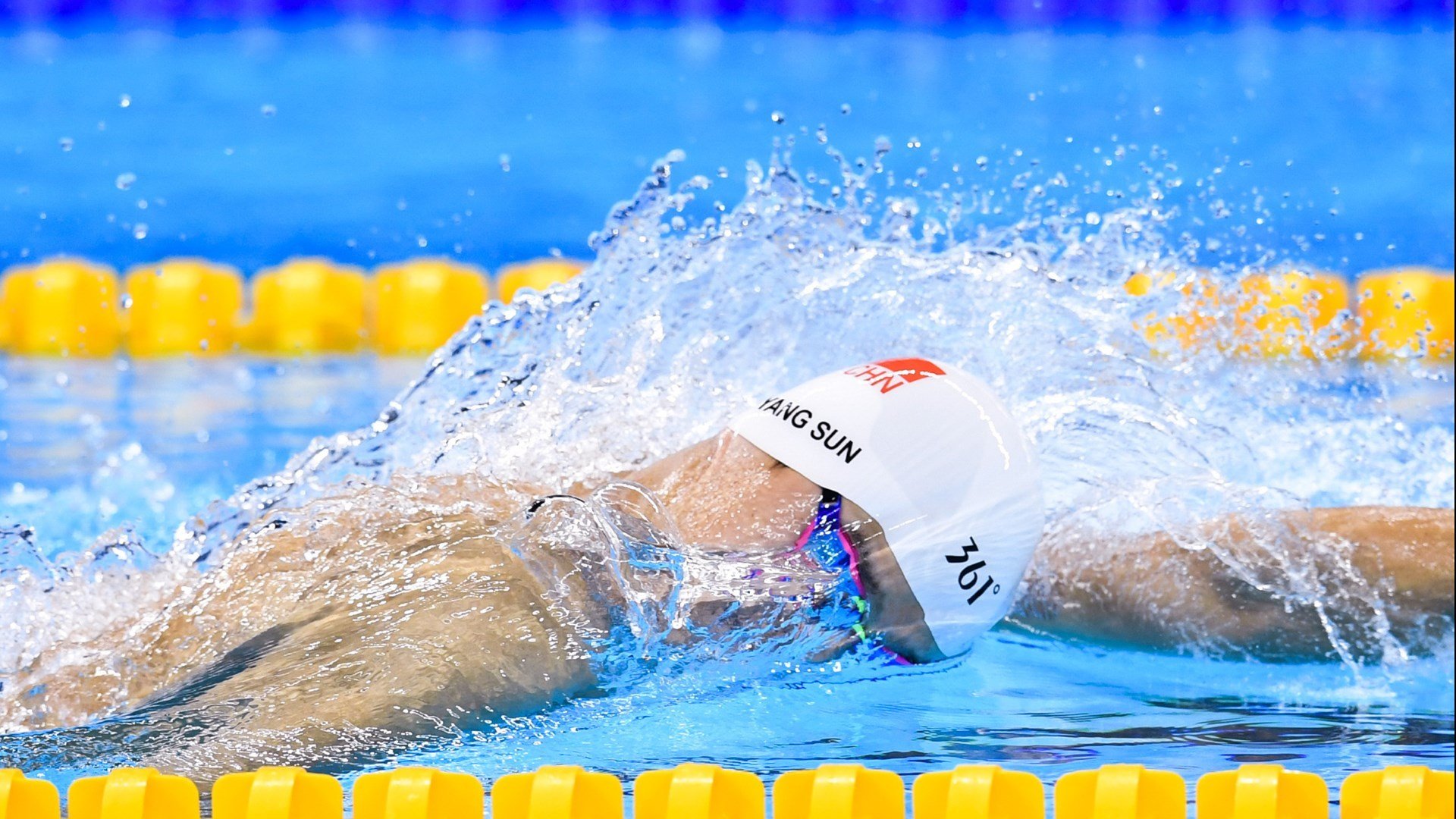 山西队完胜雄鹿，范弗利特奥运前哨战的东方启示录